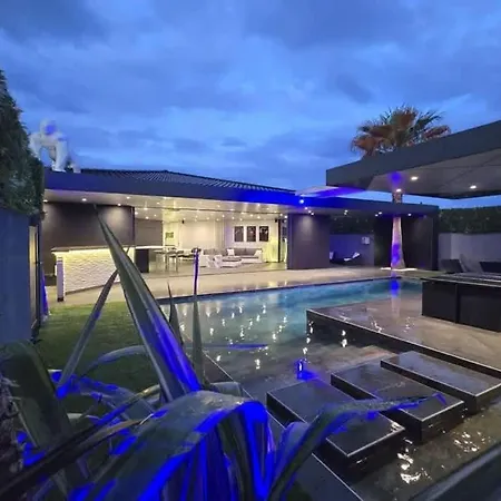 Valras'loc - Monkey * Lignan-sur-Orb